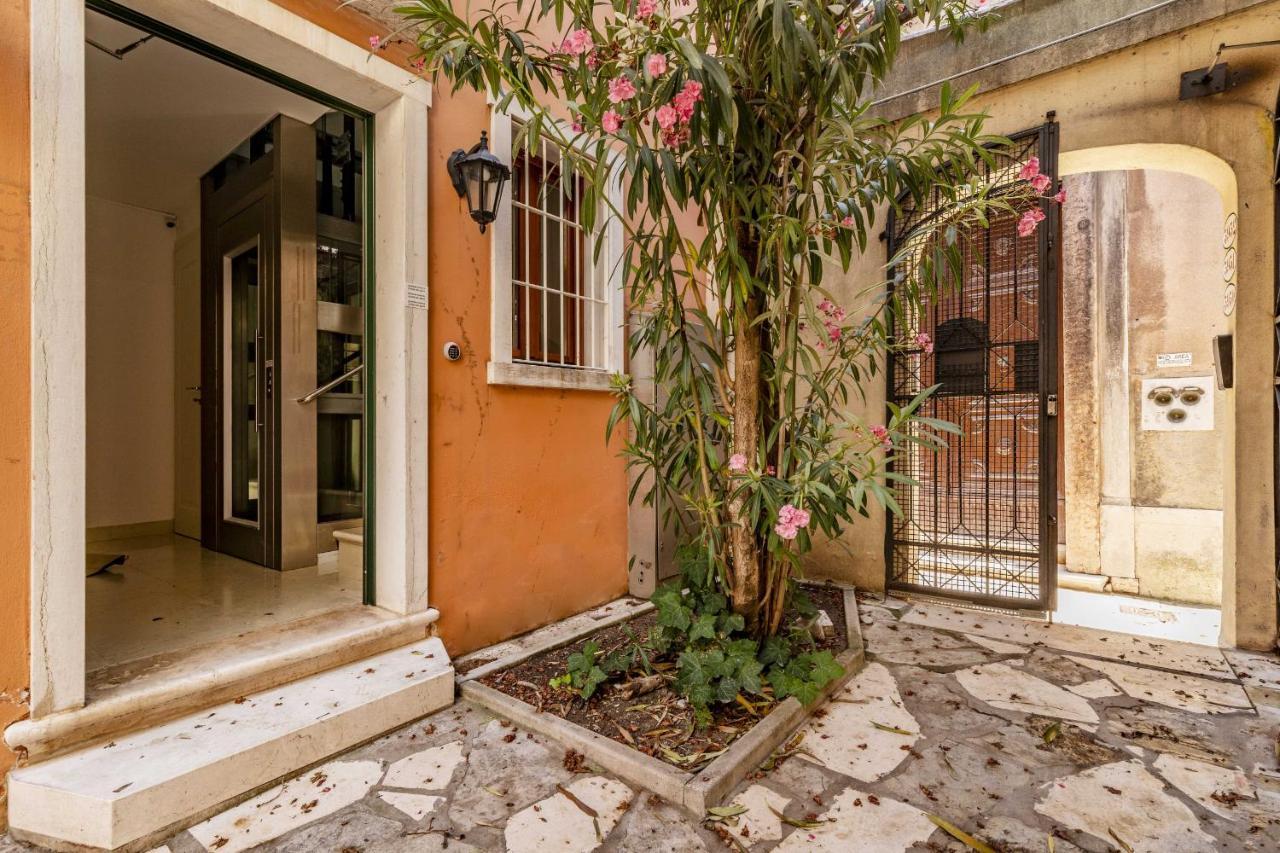Ca' San Carlo Residence By Wonderful Italy Venice Exterior photo